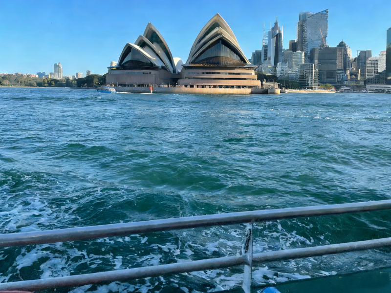 Sydney Harbour Night Dinner Cruise (2 Hours)