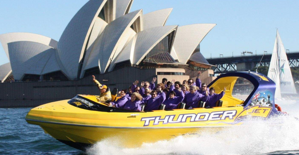 Sydney Thunder Jet30分钟喷射快艇