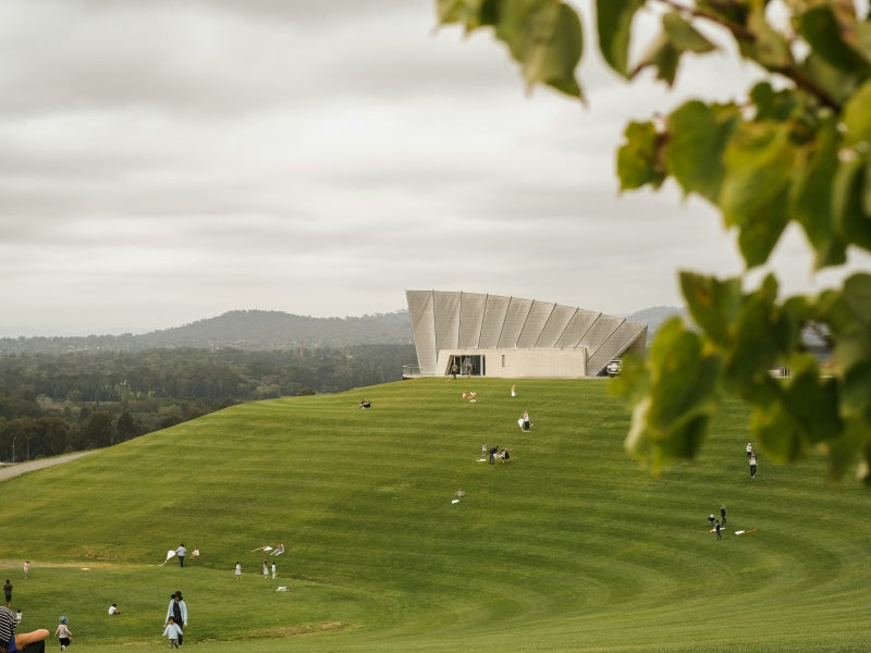 Canberra Day Tour from Sydney